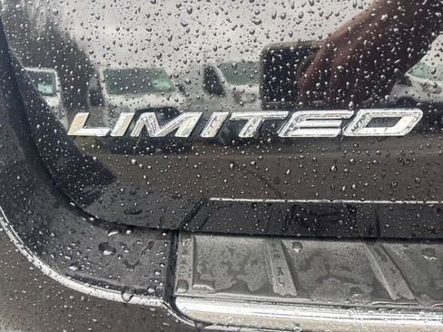 Used 2023 Ford Explorer Limited w/ Hybrid Equipment Group 310A image 8