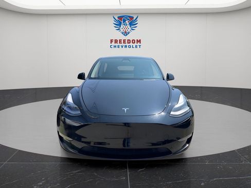 Used 2023 Tesla Model Y Long Range AWD/4WD image 5