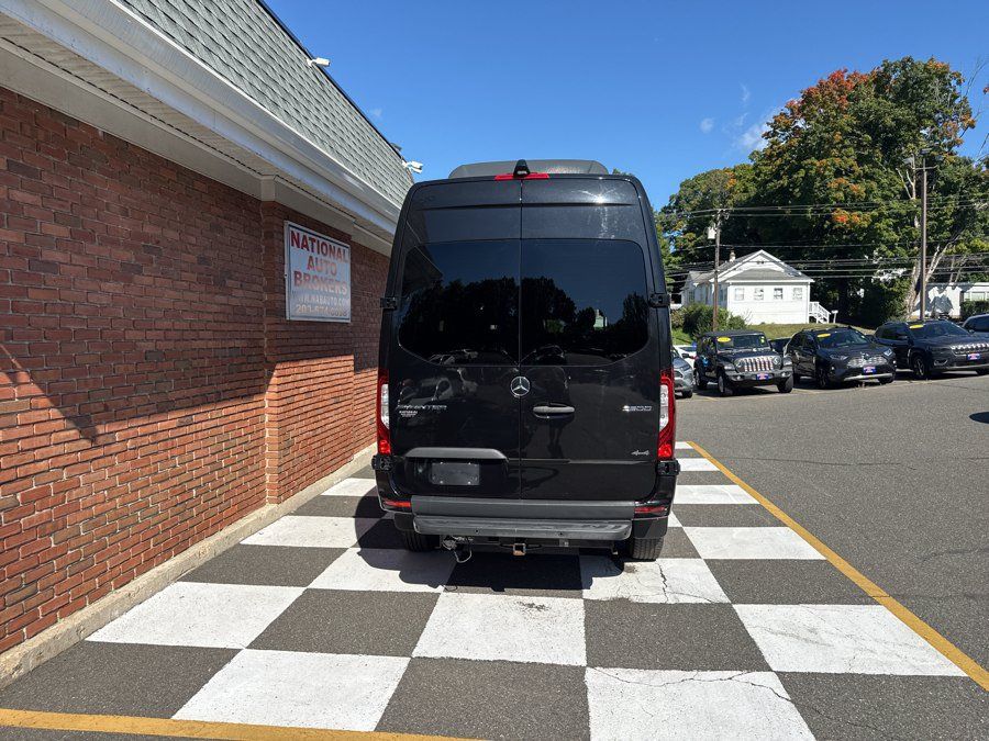 Used 2020 Mercedes-Benz Sprinter 2500 image 9