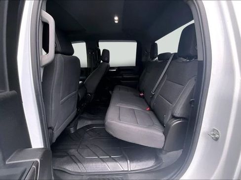 Used 2023 Chevrolet Silverado 2500 Custom w/ Custom Value Package image 22