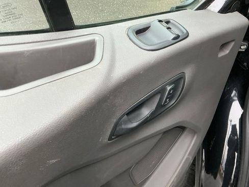 Used 2022 Ford Transit 350 XLT image 13