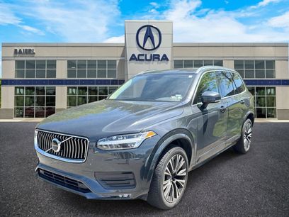 Used 2021 Volvo XC90 T5 Momentum w/ Climate Package