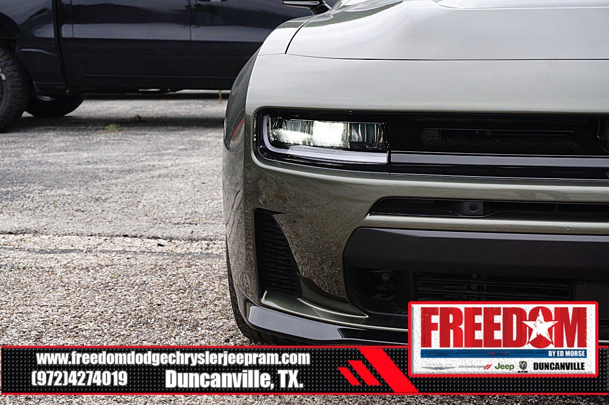 New 2026 Dodge Charger Scat Pack w/ Blacktop Package AWD/4WD image 37