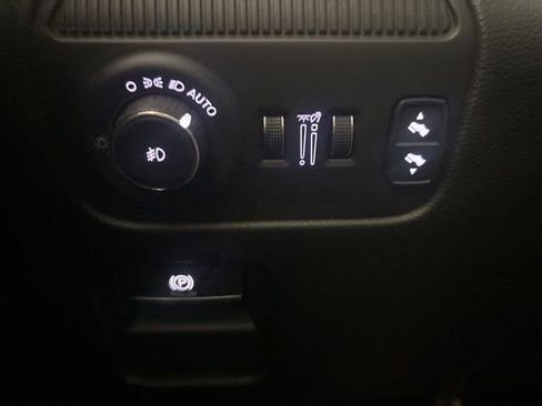 Used 2024 Jeep Wagoneer L Series II w/ Flexible Seating Group image 39