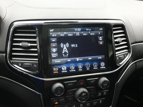 Used 2020 Jeep Grand Cherokee Summit AWD/4WD image 13