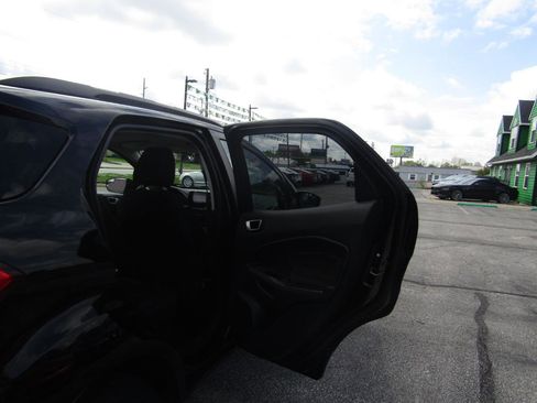 Used 2019 Ford EcoSport SE FWD image 21