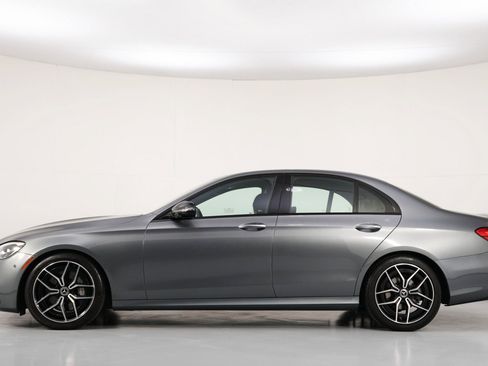 Used 2022 Mercedes-Benz E 350 Sedan w/ AMG Line Exterior image 9