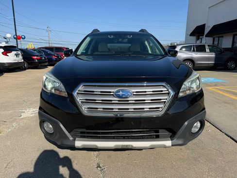 Used 2017 Subaru Outback 2.5i Limited image 2
