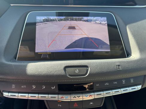 Used 2019 Cadillac XT4 Premium Luxury w/ Driver Awareness Package FWD image 18