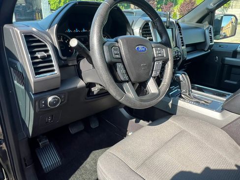 Used 2016 Ford F150 XLT w/ Equipment Group 302A Luxury AWD/4WD image 14