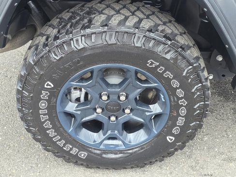 Certified 2023 Jeep Wrangler Unlimited w/ Cold Weather Group image 28