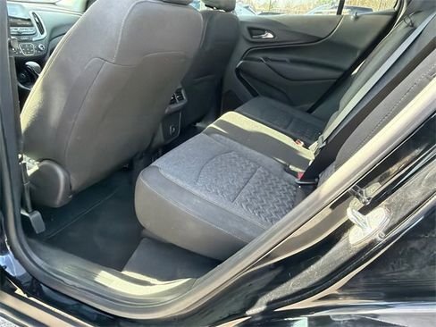 Used 2022 Chevrolet Equinox LT image 21