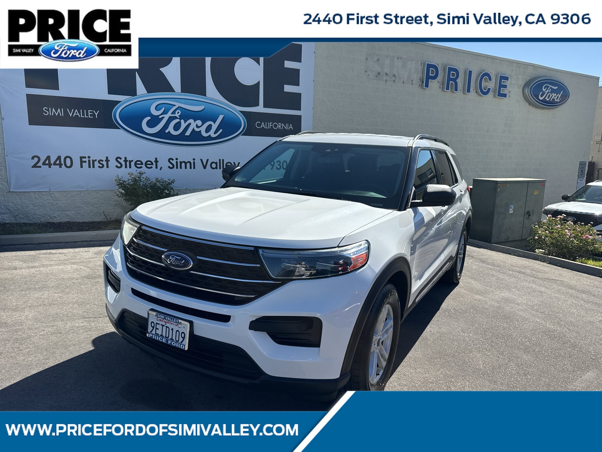 Certified 2022 Ford Explorer XLT RWD image 1