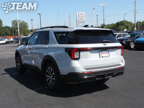 Used 2026 Ford Explorer ST-Line AWD/4WD image 6