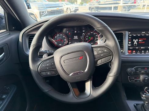 Used 2023 Dodge Charger R/T w/ Blacktop Package image 15