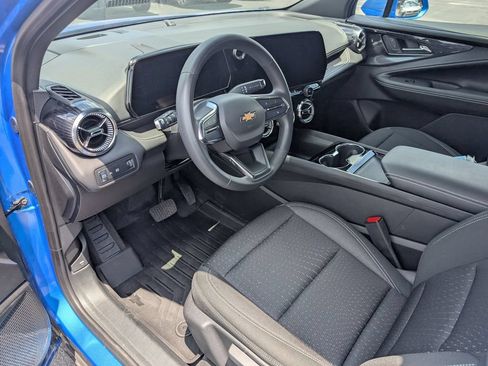 New 2025 Chevrolet Blazer EV LT AWD/4WD image 12