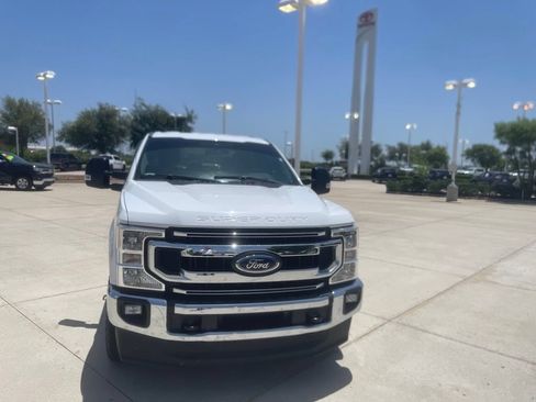 Used 2020 Ford F250 XLT w/ XLT Value Package AWD/4WD image 2