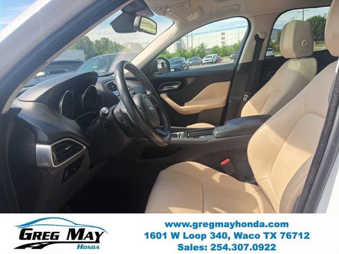 Used 2018 Jaguar F-PACE Premium AWD/4WD image 12