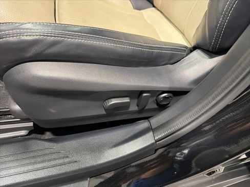 Used 2023 Subaru Outback Limited image 13