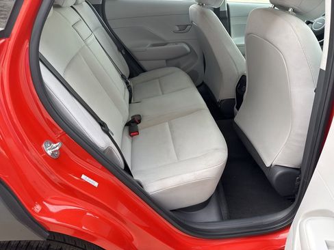 Used 2024 Hyundai Kona SEL image 25