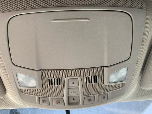 Used 2016 Ford Fusion SE w/ Equipment Group 202A AWD/4WD image 23