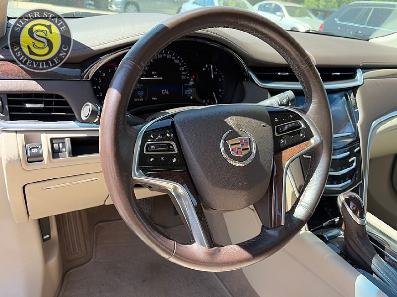 Used 2013 Cadillac XTS Luxury w/ Driver Awareness Package AWD/4WD image 20