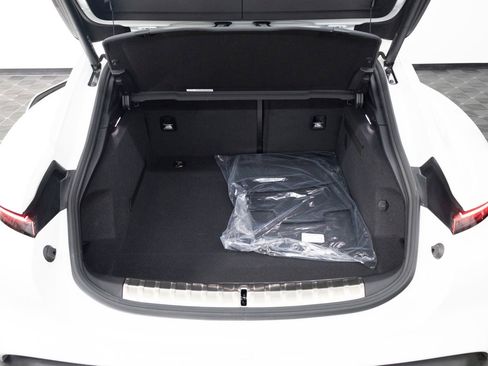New 2025 Porsche Taycan 4S AWD/4WD image 32