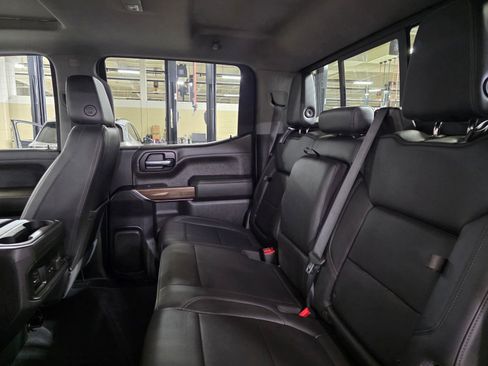 Used 2022 Chevrolet Silverado 1500 RST image 15