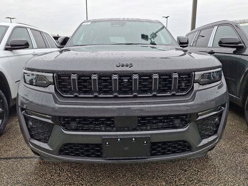 New 2026 Jeep Grand Cherokee L Limited image 2