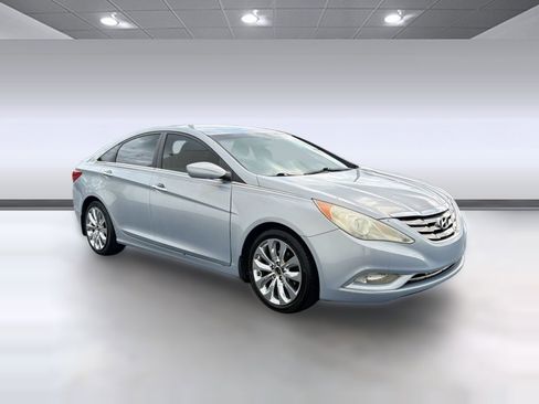 Used 2011 Hyundai Sonata SE FWD image 6