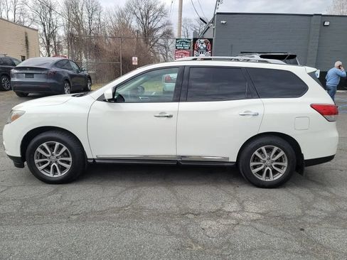 Used 2015 Nissan Pathfinder SL w/ SL Premium Package AWD/4WD image 8