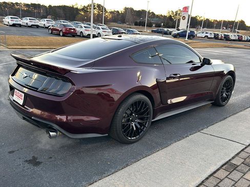Used 2018 Ford Mustang Coupe w/ Equipment Group 101A image 5
