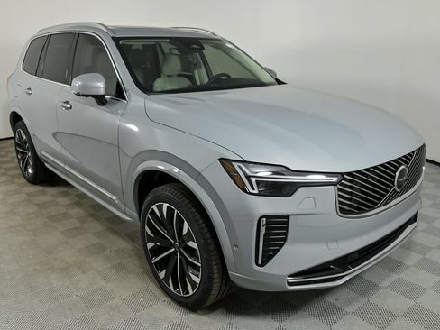 Used 2026 Volvo XC90 B6 Ultra w/ Protection Package AWD/4WD image 29