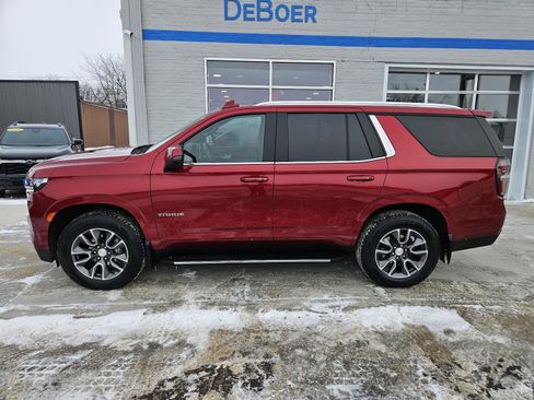 Used 2022 Chevrolet Tahoe LT w/ Luxury Package image 2