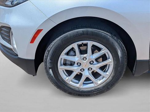Used 2022 Chevrolet Equinox LT FWD image 15