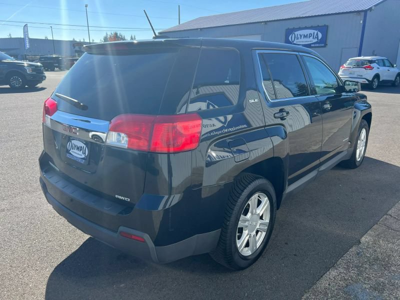 Used 2015 GMC Terrain SLE AWD/4WD image 13