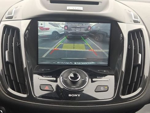Used 2016 Ford Escape Titanium FWD image 34