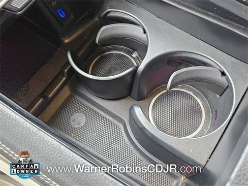 Used 2024 Mercedes-Benz GLC 300 image 24