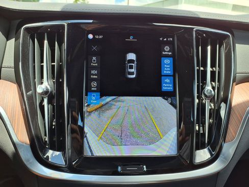 Certified 2023 Volvo S60 B5 Ultimate FWD image 27