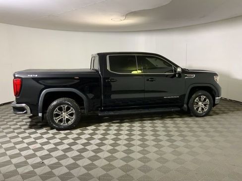 Used 2019 GMC Sierra 1500 SLE w/ Preferred Package AWD/4WD image 5