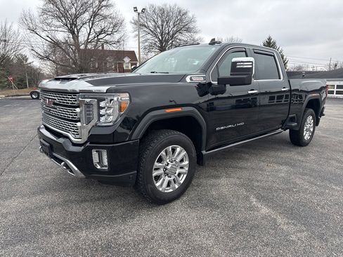 Used 2022 GMC Sierra 2500 Denali image 2