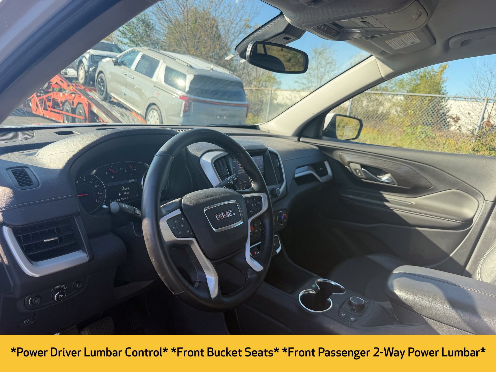 Used 2024 GMC Terrain SLT AWD/4WD image 12