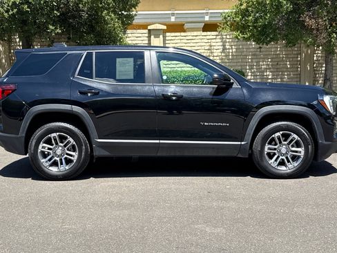 Used 2025 GMC Terrain Elevation AWD/4WD image 3