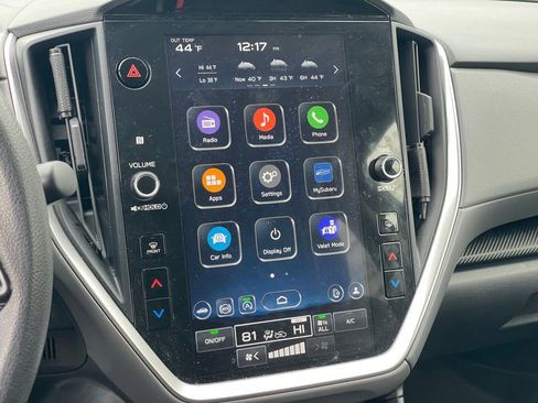 Used 2024 Subaru Crosstrek 2.0i Premium image 19