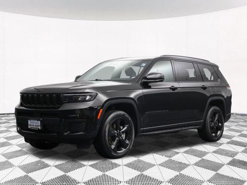 Used 2023 Jeep Grand Cherokee L Laredo image 43