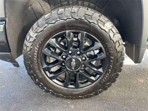 Used 2025 Chevrolet Silverado 2500 LT w/ Trail Boss Package image 32