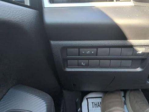 Used 2024 Mitsubishi Outlander SEL image 18