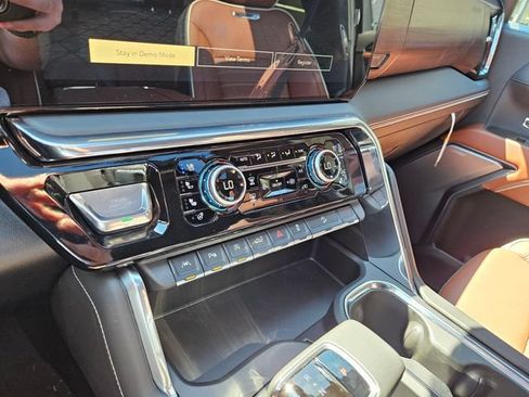New 2026 GMC Sierra 1500 Denali Ultimate AWD/4WD image 27