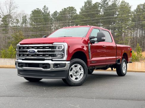 New 2026 Ford F250 XLT w/ XLT Premium Package AWD/4WD image 1
