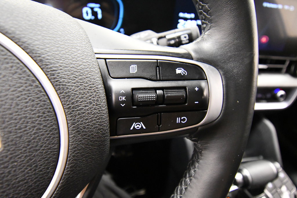 Certified 2025 Kia Sportage X-Line AWD/4WD image 21